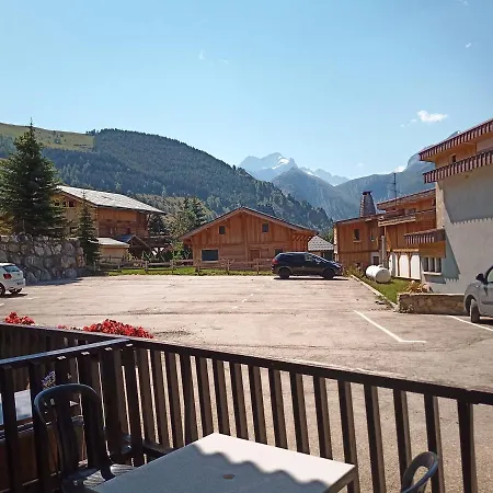 Apartment Location Les Deux Alpes, Pieds Des Pistes. 6 Pers Les Deux Alpes